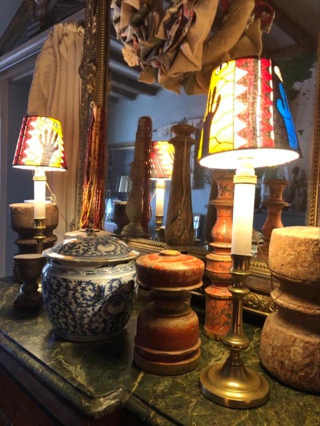 Maison D'Hotes "Les Volets Verts" Et Sa Brocante Ecueille Luaran gambar